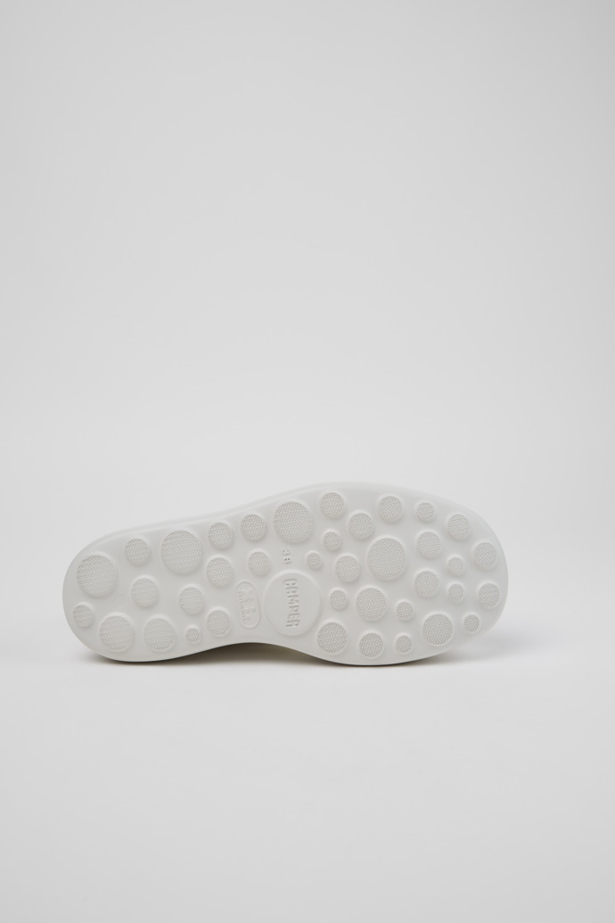 The soles of Pelotas Flota Up White Leather Sandals for Women.