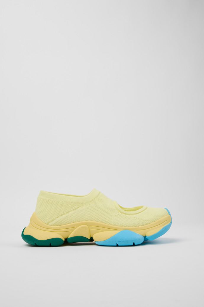 Camper x ISSEY MIYAKE - Karst Finch Sneakers amarillas de materiales de alta tecnología para mujer.