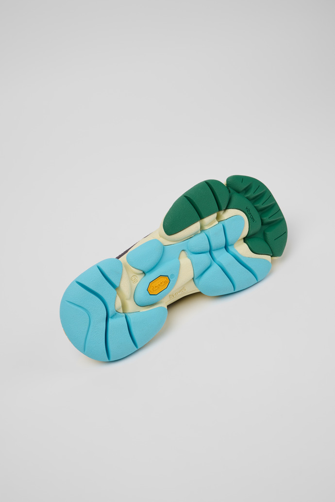 Camper x ISSEY MIYAKE - Karst Finch Sneakers grises de materiales de alta tecnología para mujer.