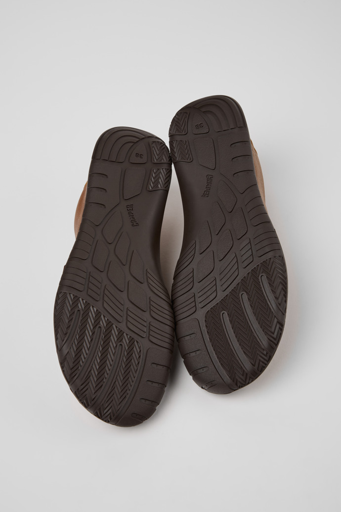 Twins Zapatillas de piel marrones para mujer.