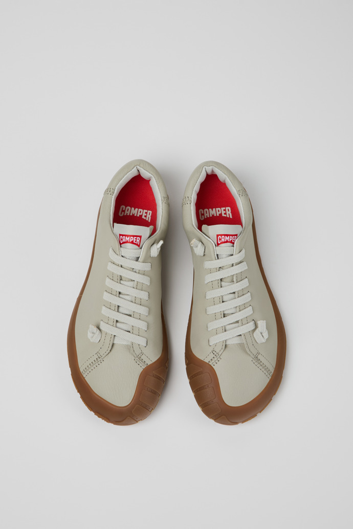 Peu Path+ Zapatillas de piel beige para mujer.
