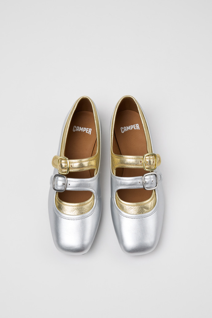 Overhead view of Casi Myra Gray Leather Ballerinas for Women.