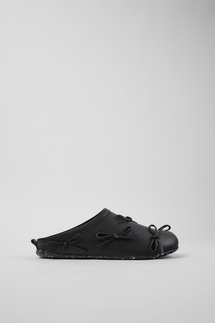 Wabi x Casa Camper Zapatillas de piel negra para mujer