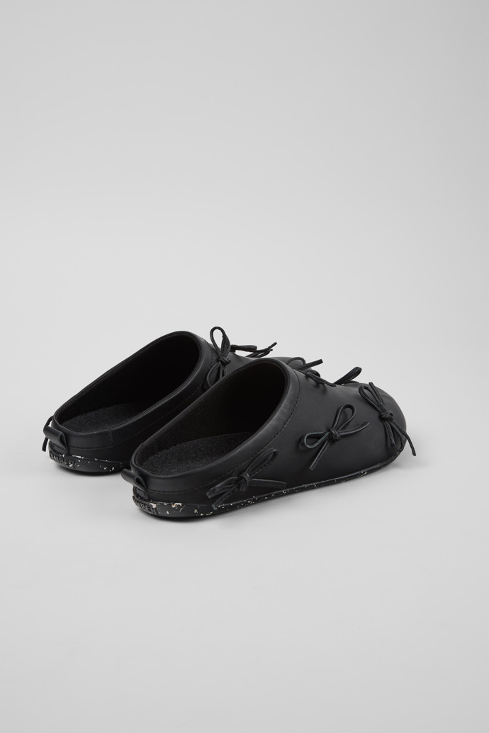 Wabi x Casa Camper Zapatillas de piel negra para mujer
