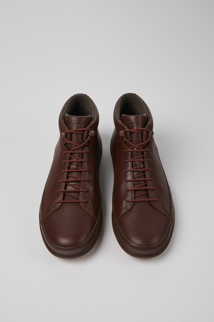 Overhead view of Chasis Brown ankle boot for men