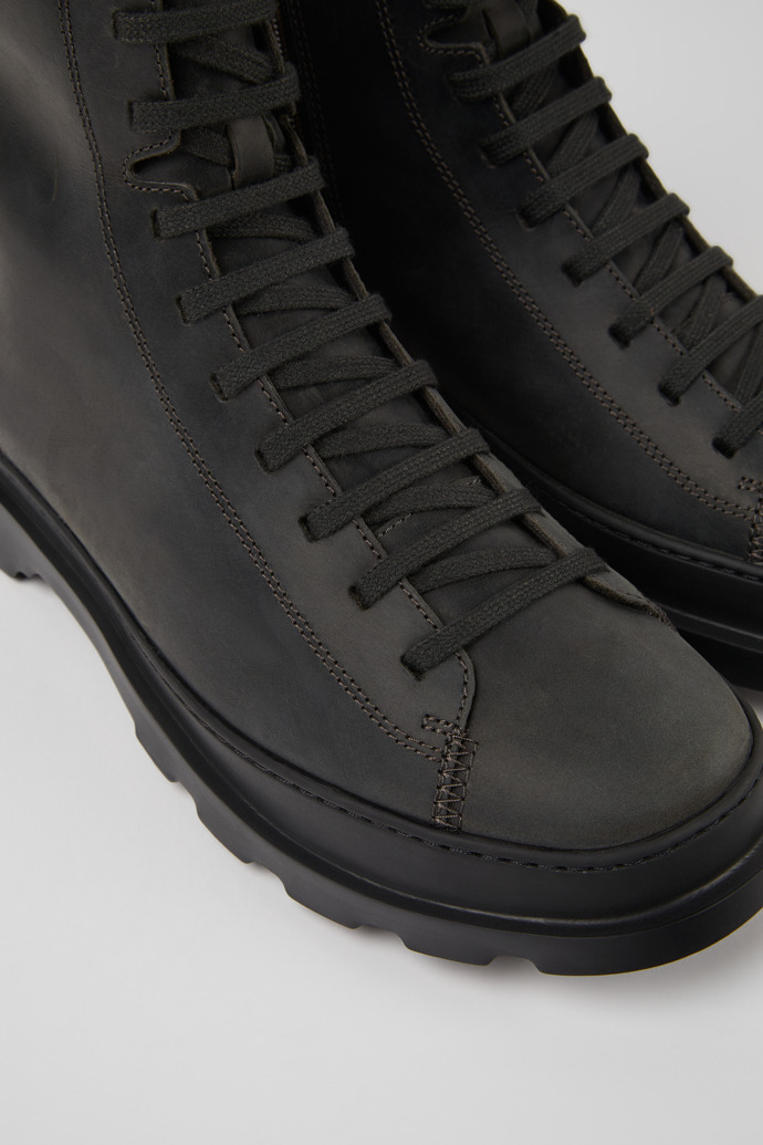 Close-up view of Brutus Dark gray nubuck ankle boots for men
