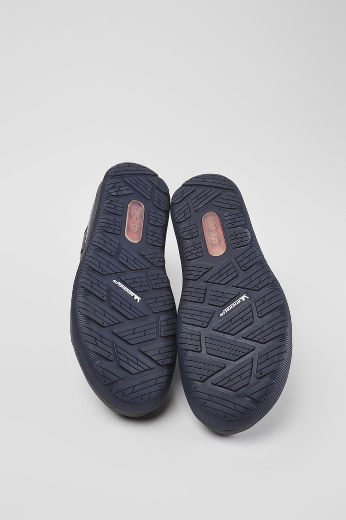 The soles of Peu Pista Black Casual Shoes for Men