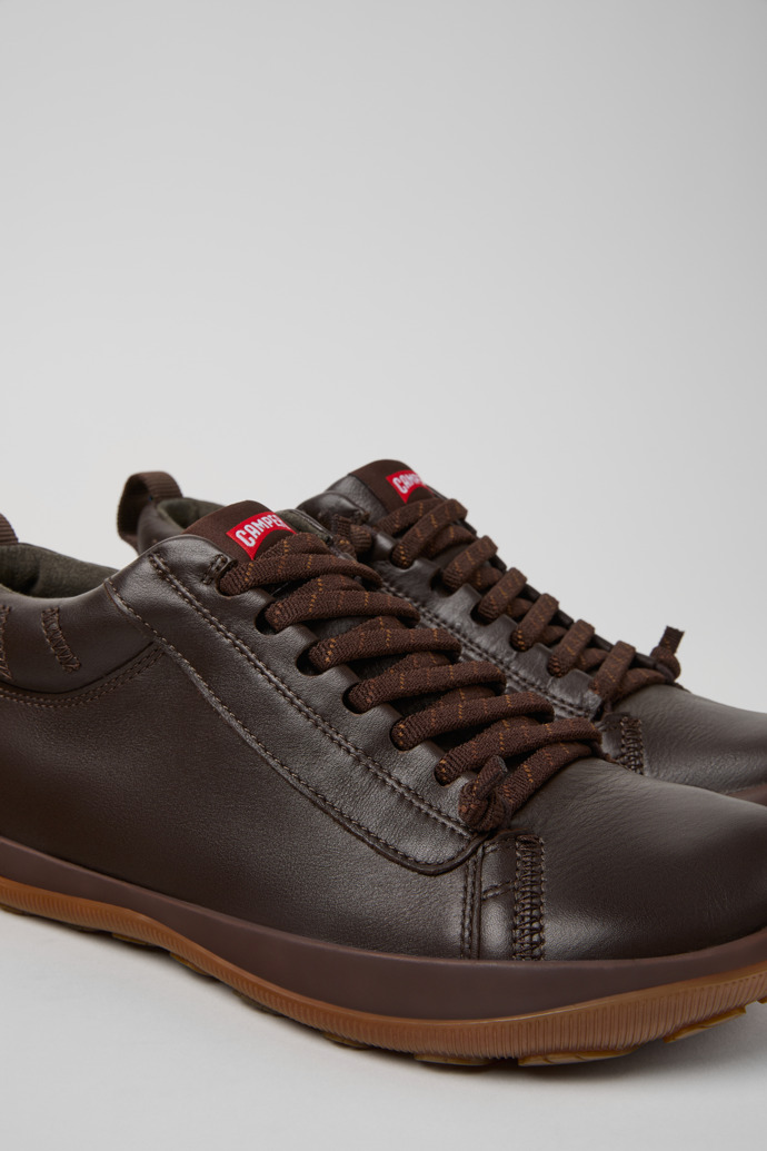 Peu Pista GM - GORE-TEX Braune Herrenstiefelette aus Leder.
