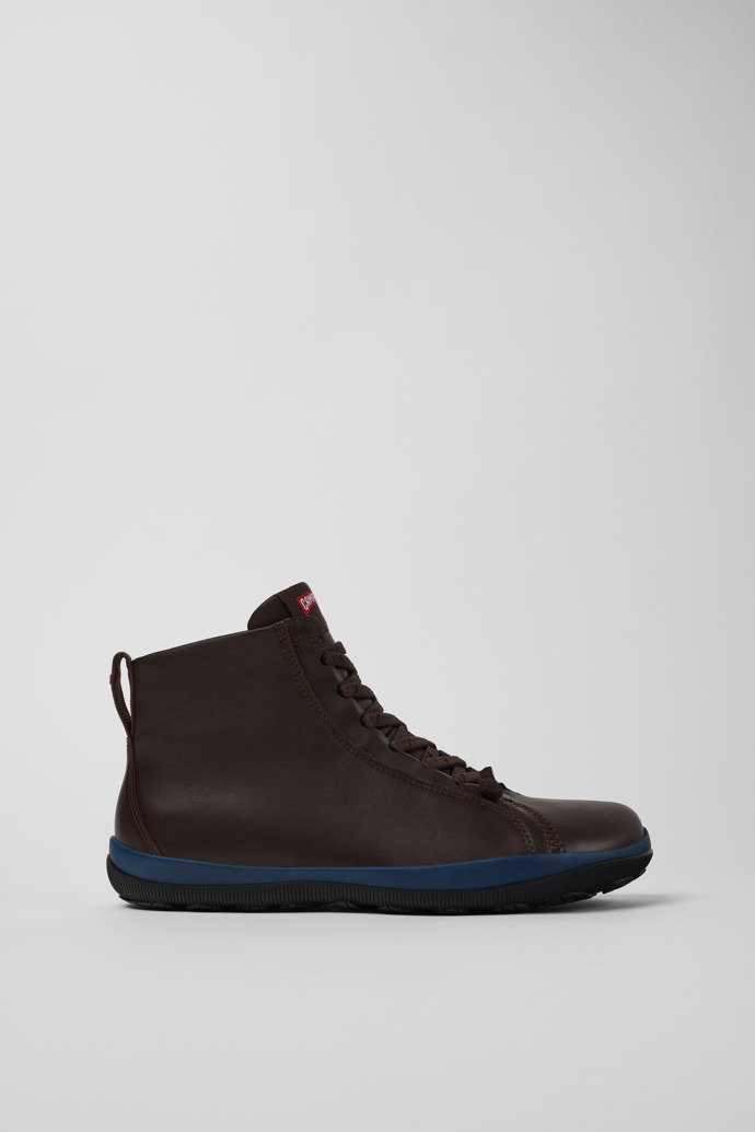 Image of Side view of Peu Pista Brown leather ankle boots for men