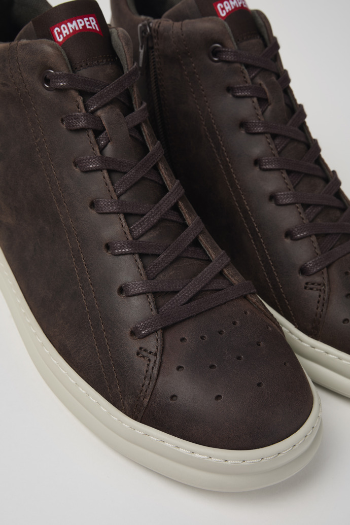 Close-up view of Runner Brown nubuck ankle boots for men