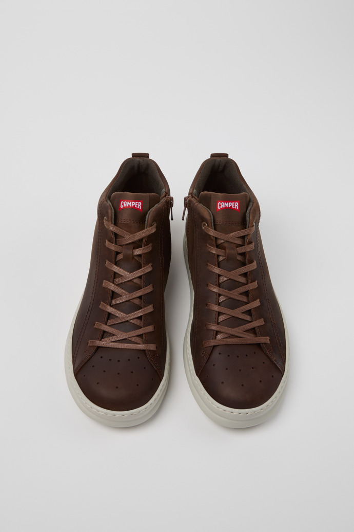 Runner Botines marrones de nobuk para hombre.