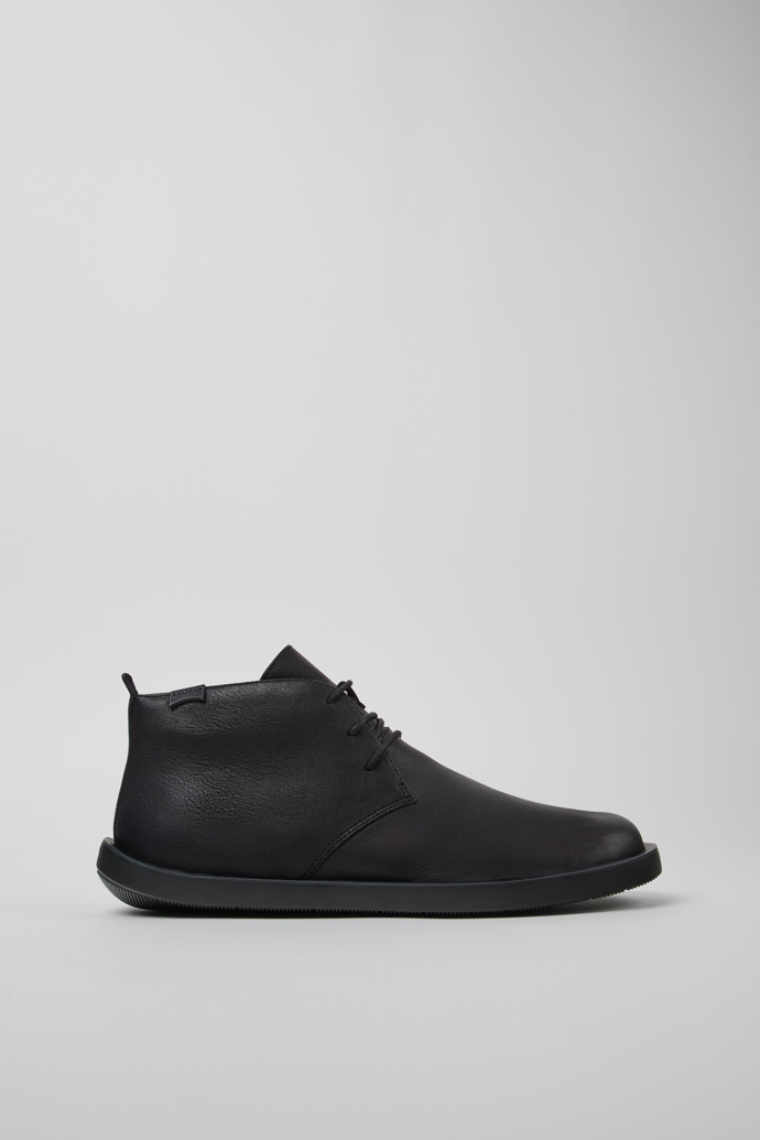 Side view of Wagon Black Leather Ankle Boots for Men.