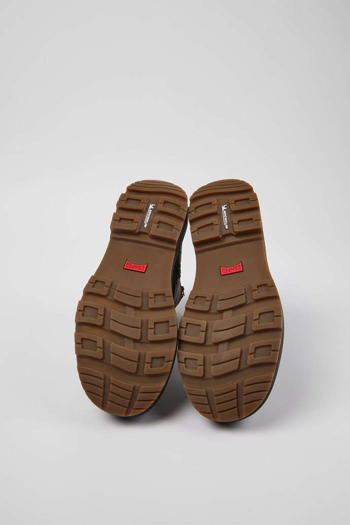 The soles of Brutus Trek Brown nubuck medium boots for men