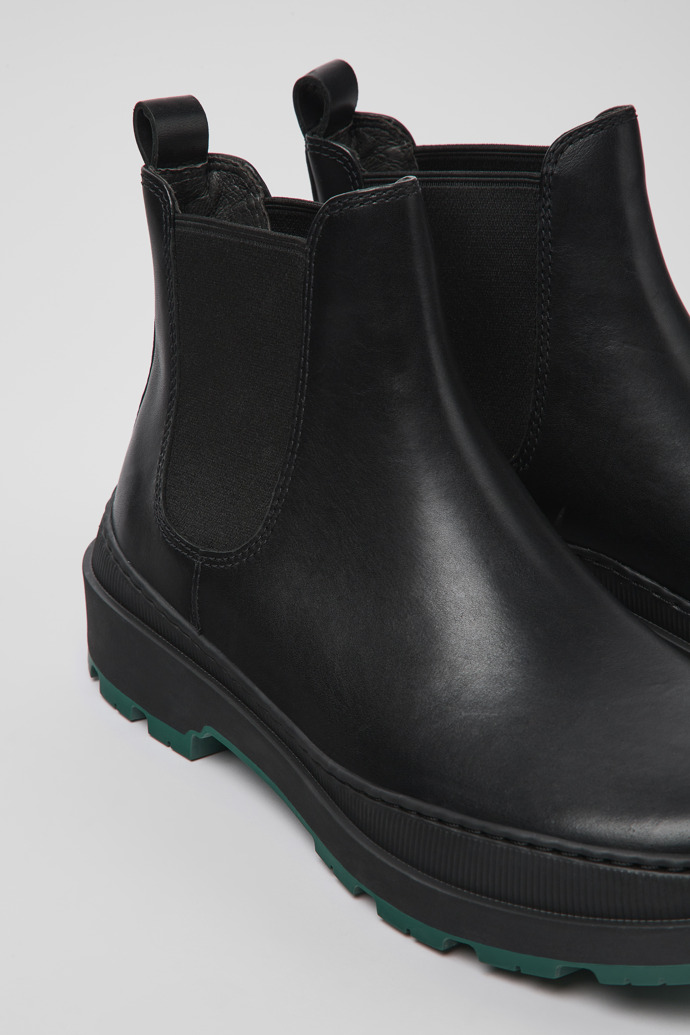 Close-up view of Brutus Trek Black leather ankle boots for men
