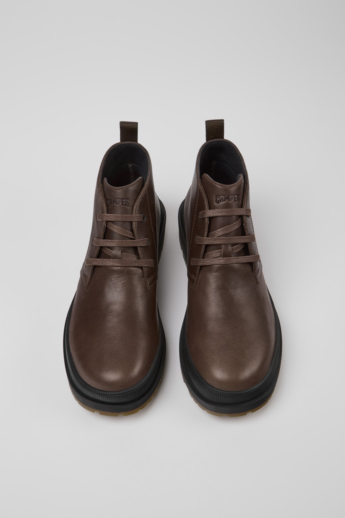 Overhead view of Brutus Trek Brown leather ankle boots for men