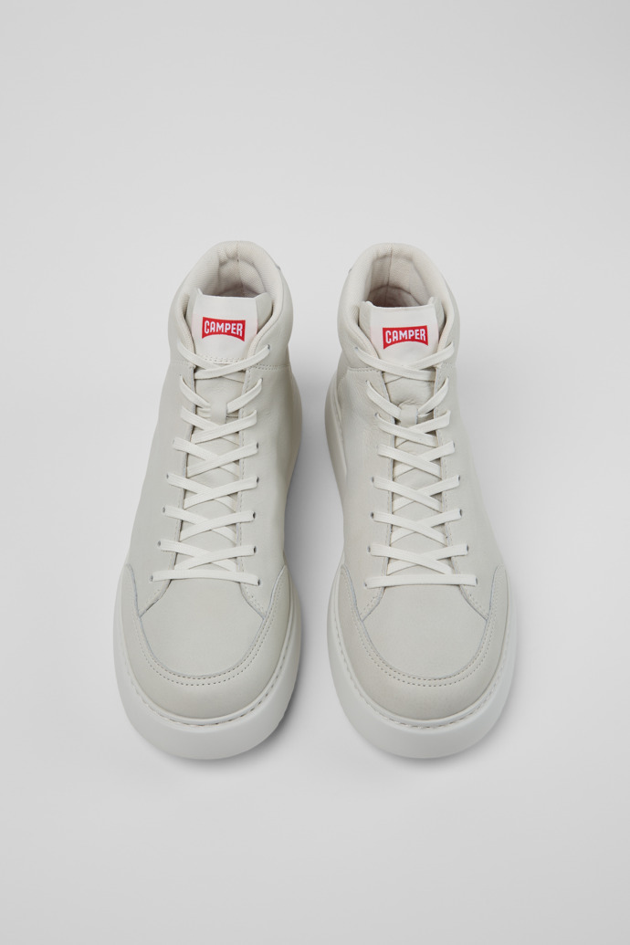 Runner K21 Graue Herrenstiefelette aus Leder.