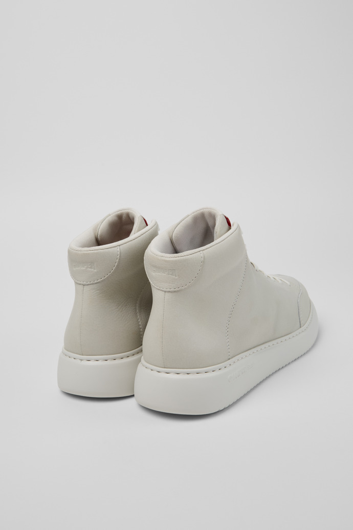 Runner K21 Graue Herrenstiefelette aus Leder.
