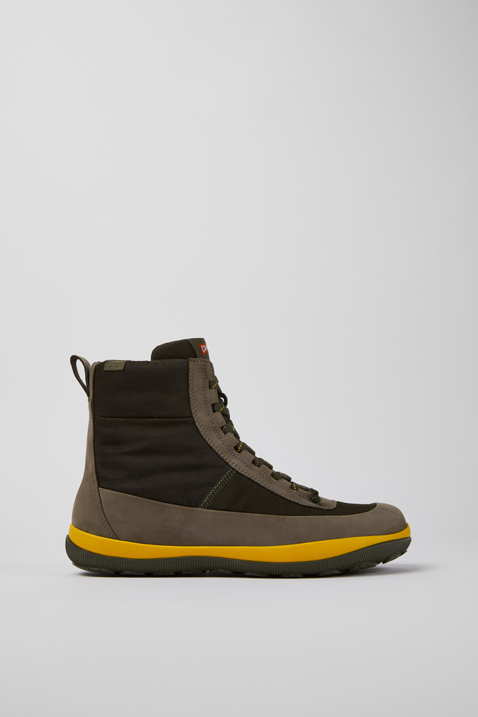 Side view of Peu Pista Green boots for men
