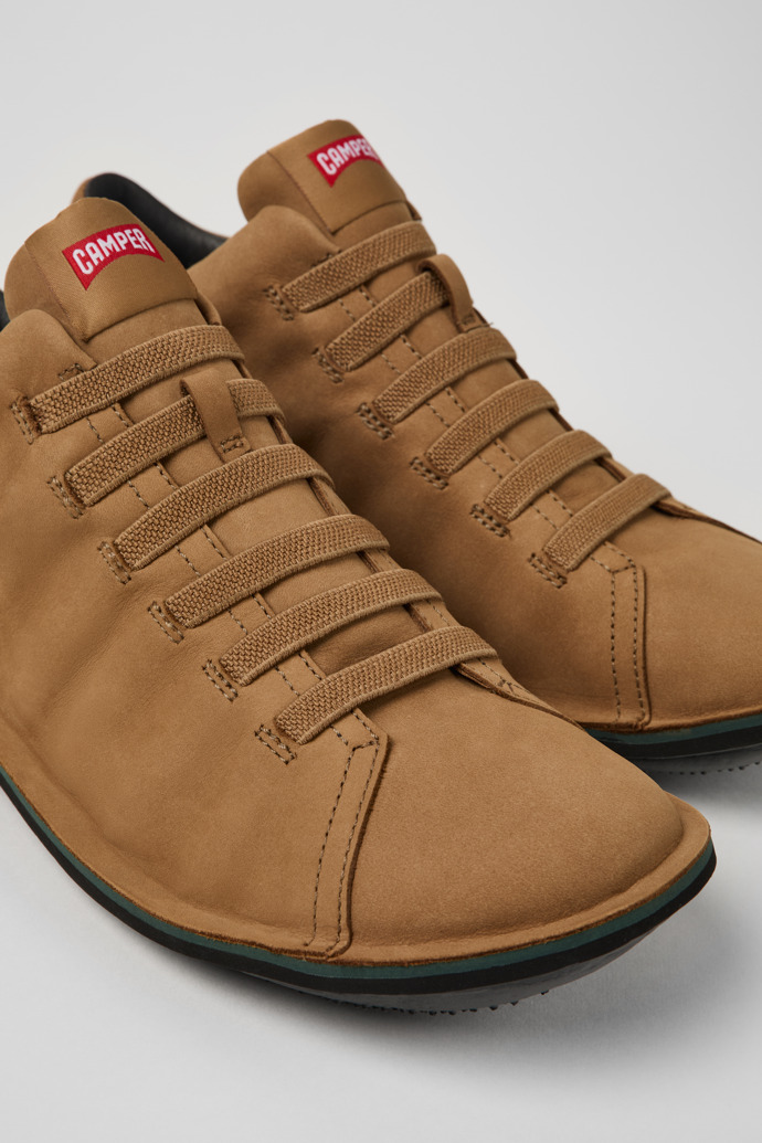 Close-up view of Beetle HYDROSHIELD® Brown nubuck sneakers