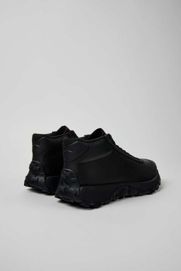 Back view of Drift Trail VIBRAM Black leather ankle boots for men