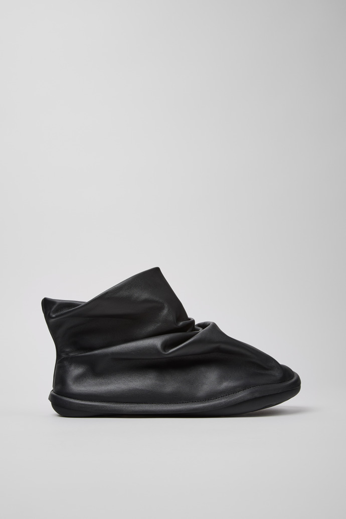 Side view of Camper x ISSEY MIYAKE - Peu Form Black Leather Ankle Boots for Men.
