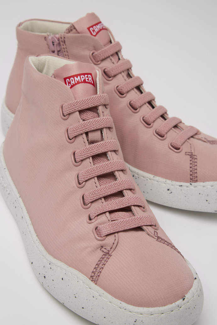 Close-up view of Peu Touring Pink recycled PET sneakers for women