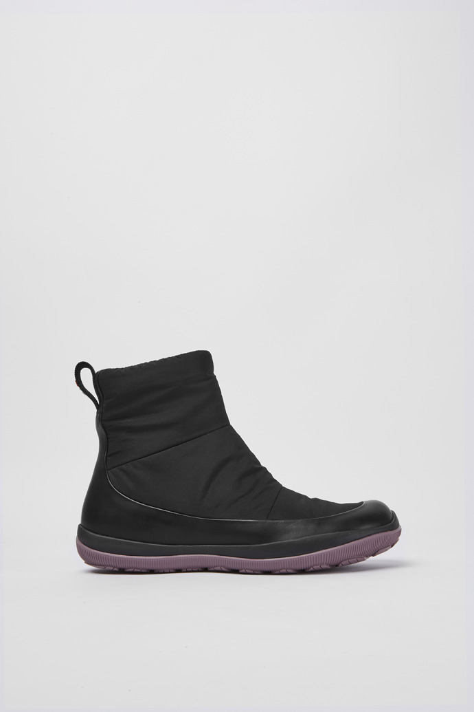 Side view of Peu Pista Black leather and polyester boots
