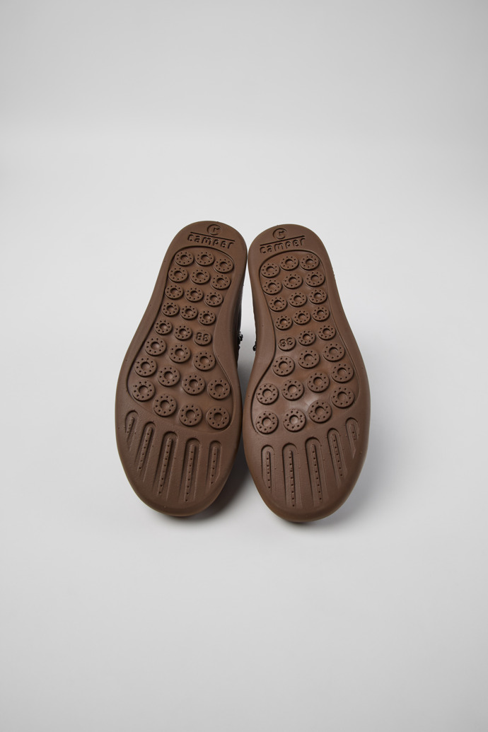 The soles of Peu Touring Black Leather Sneakers for Women.