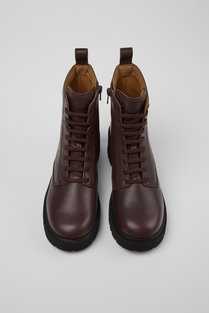 Milah Bruine leren midboot voor dames.