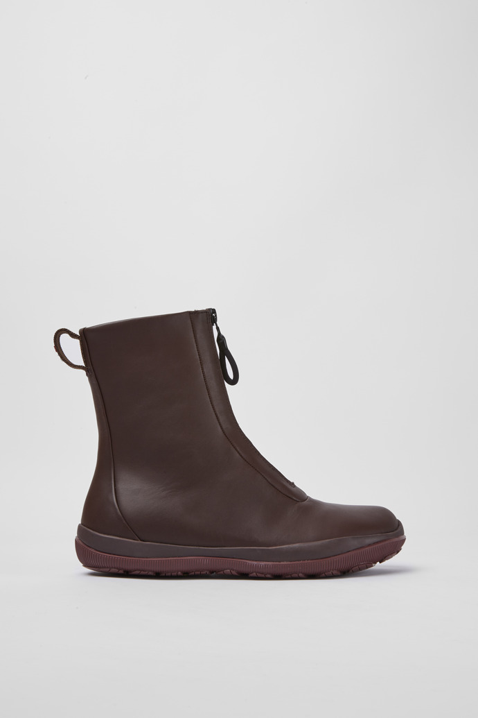 Side view of Peu Pista Brown leather zip boots