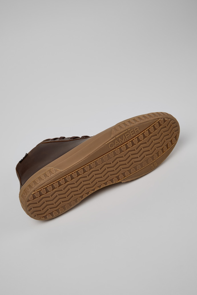 The soles of Camaleon Gray Sneaker Booties for Women.