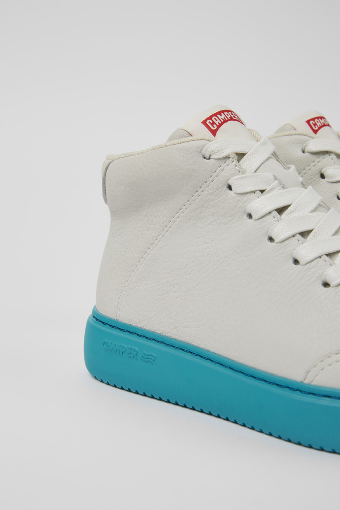 Close-up view of Runner K21 White non-dyed leather sneakers for women