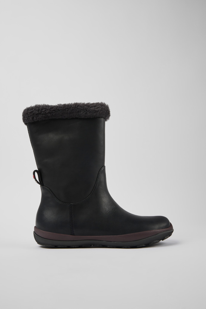 Side view of Peu Pista Black leather boots for women
