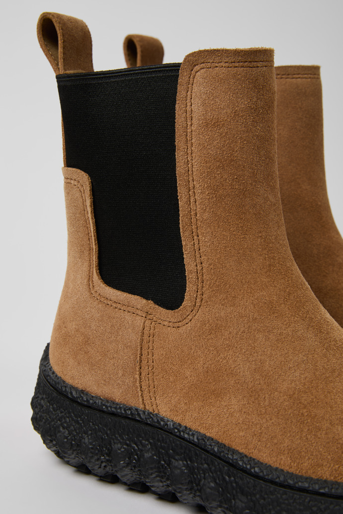 Ground Braune Wildleder-Stiefeletten für Damen.