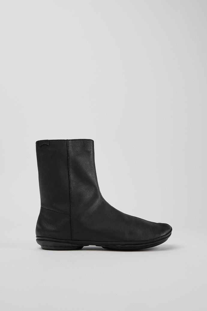Right Black Boots for Women - Fall/Winter collection - Camper USA