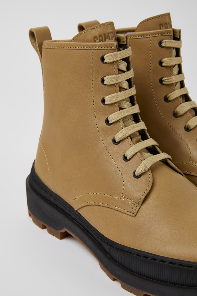 Close-up view of Brutus Trek Beige leather ankle boots for women