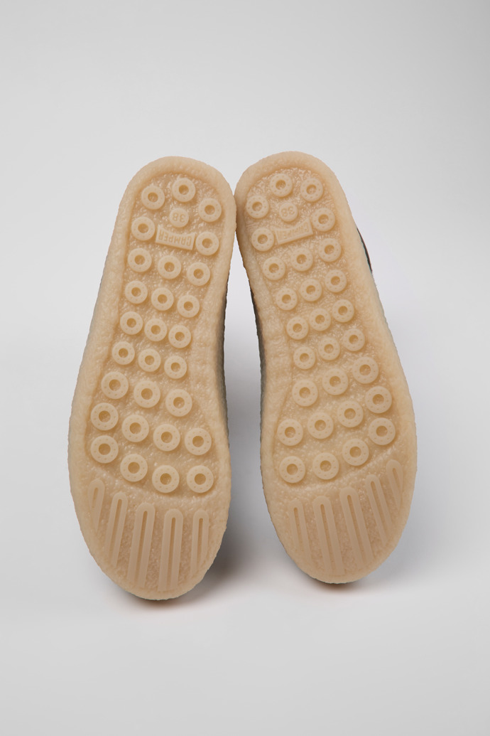 The soles of Peu Terreno Gray nubuck boots for women