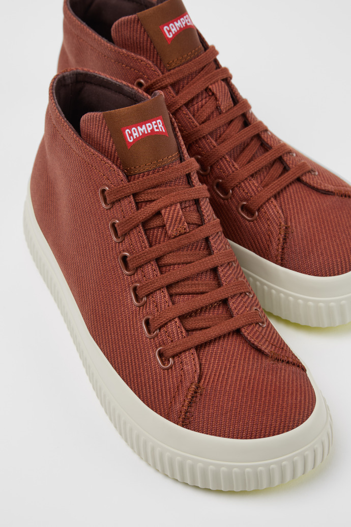 Close-up view of Peu Roda Red recycled cotton sneakers for women