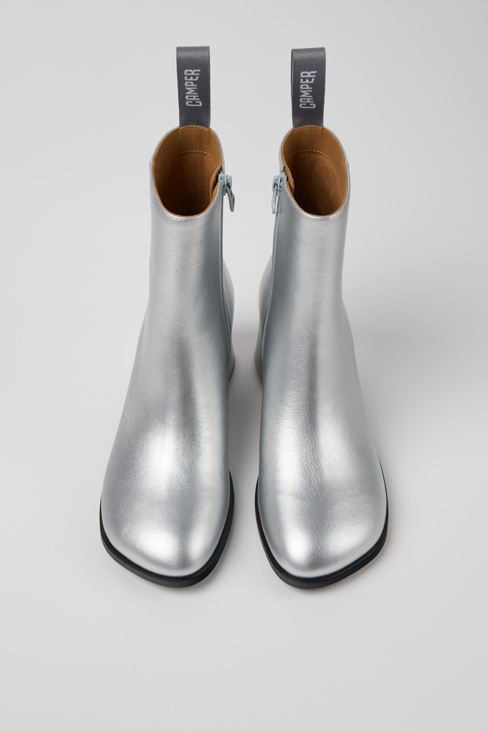 Kora Graue Lederstiefeletten für Damen.