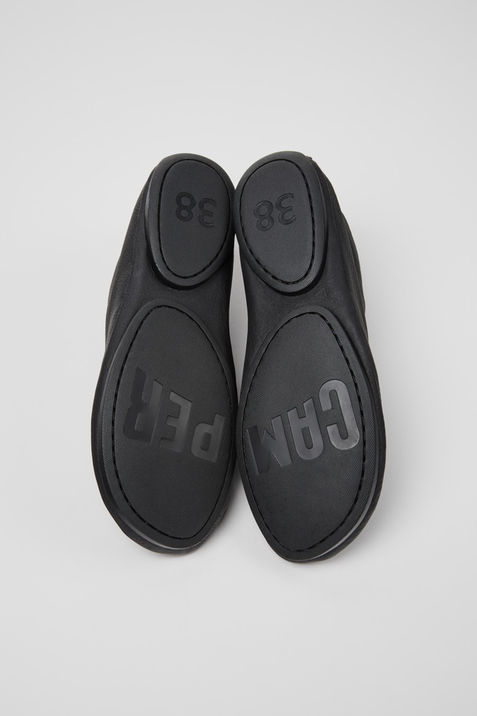 Right Nina Botines de piel negra para mujer.