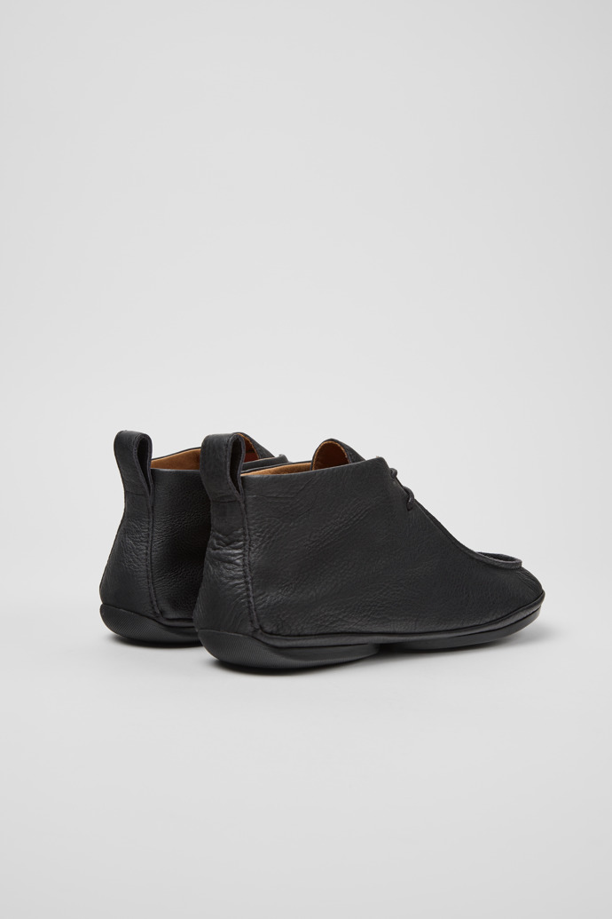 Right Nina Botines de piel negra para mujer.