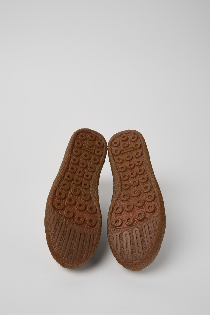 The soles of Peu Terreno Gray Nubuck Ankle Boots for Women.