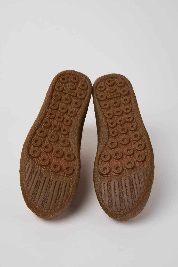The soles of Peu Terreno Brown Nubuck Ankle Boots for Women.