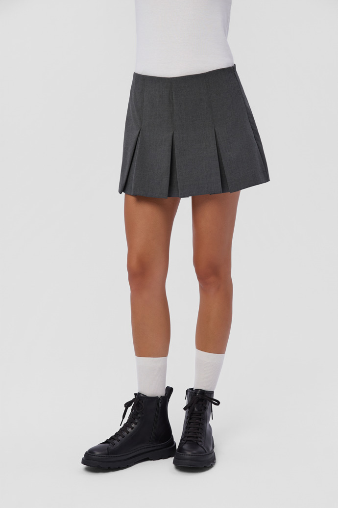 Brutus+ Botas de media caña de piel negra para mujer.
