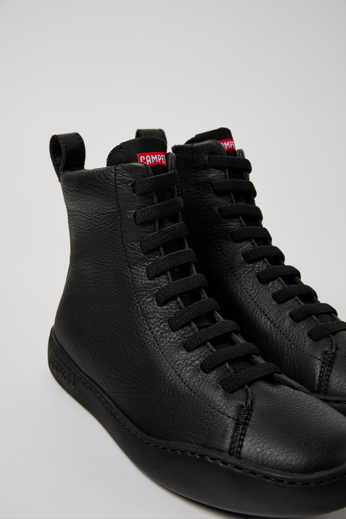 Peu Touring Botas de media caña de piel negra para mujer.