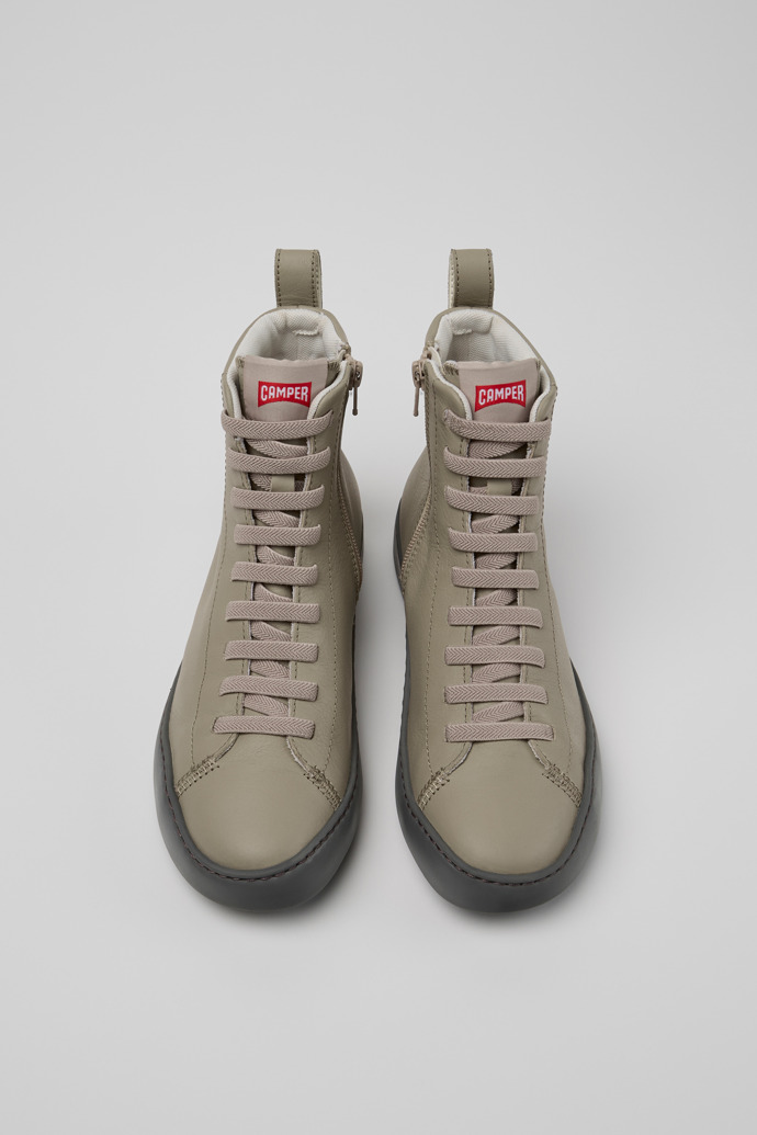 Peu Touring Beige Lederstiefeletten für Damen.