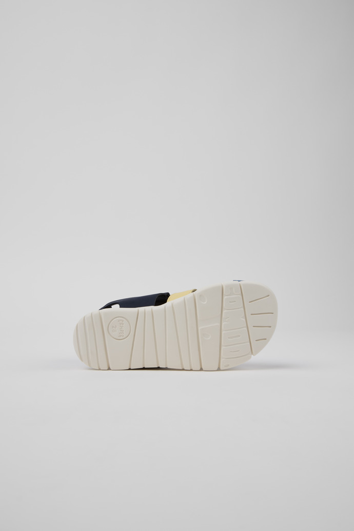 The soles of Twins Blue Leather and Textile Closed Sandals for kids.