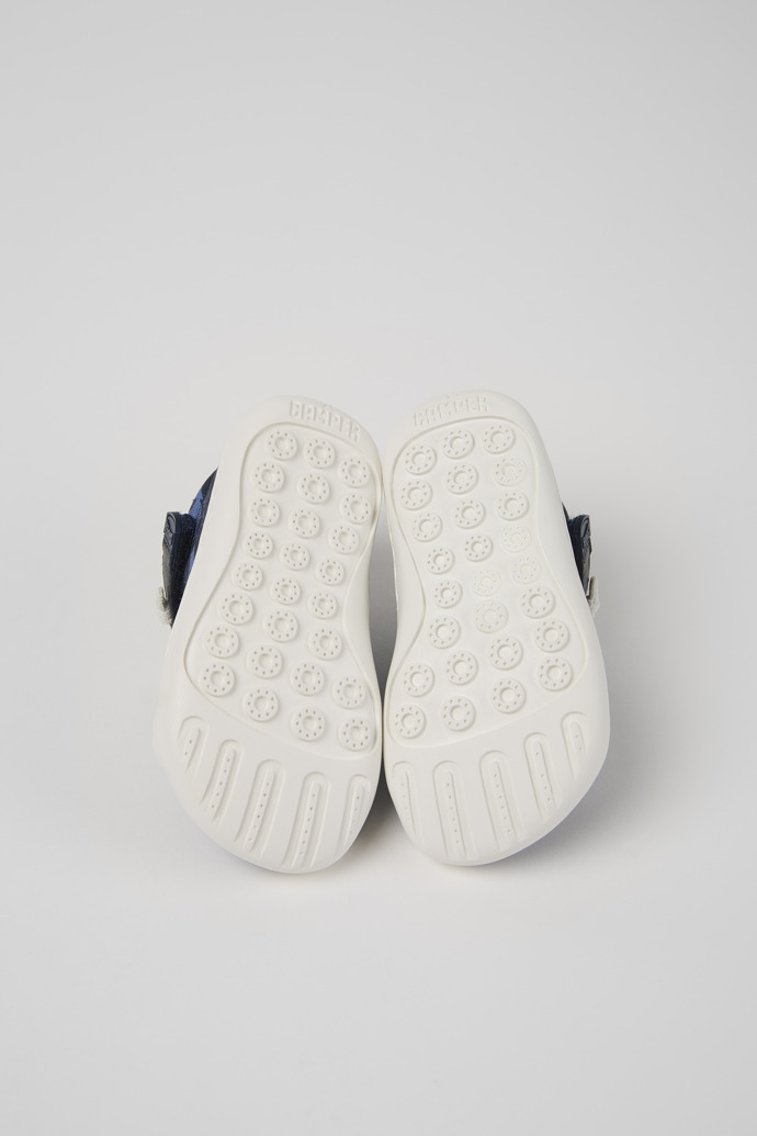 The soles of Peu Blue Recycled PET and Leather Kids' Shoes.