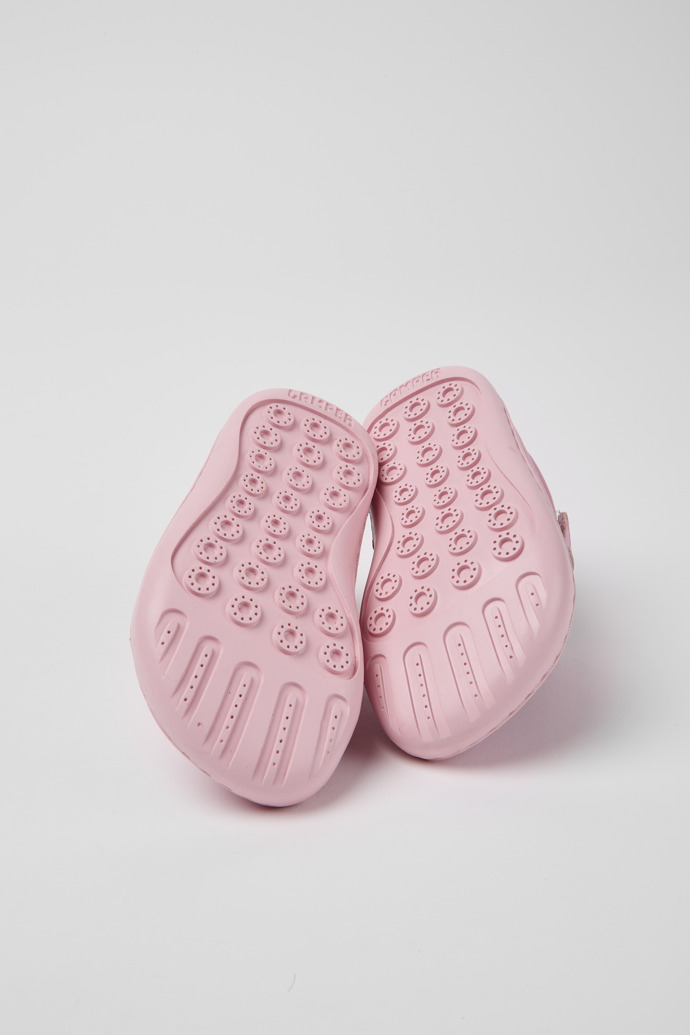 The soles of Peu Light pink leather sneakers