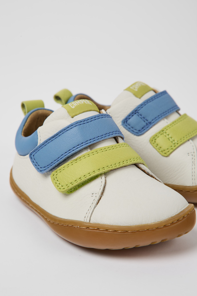 Close-up view of Peu White leather shoes for kids